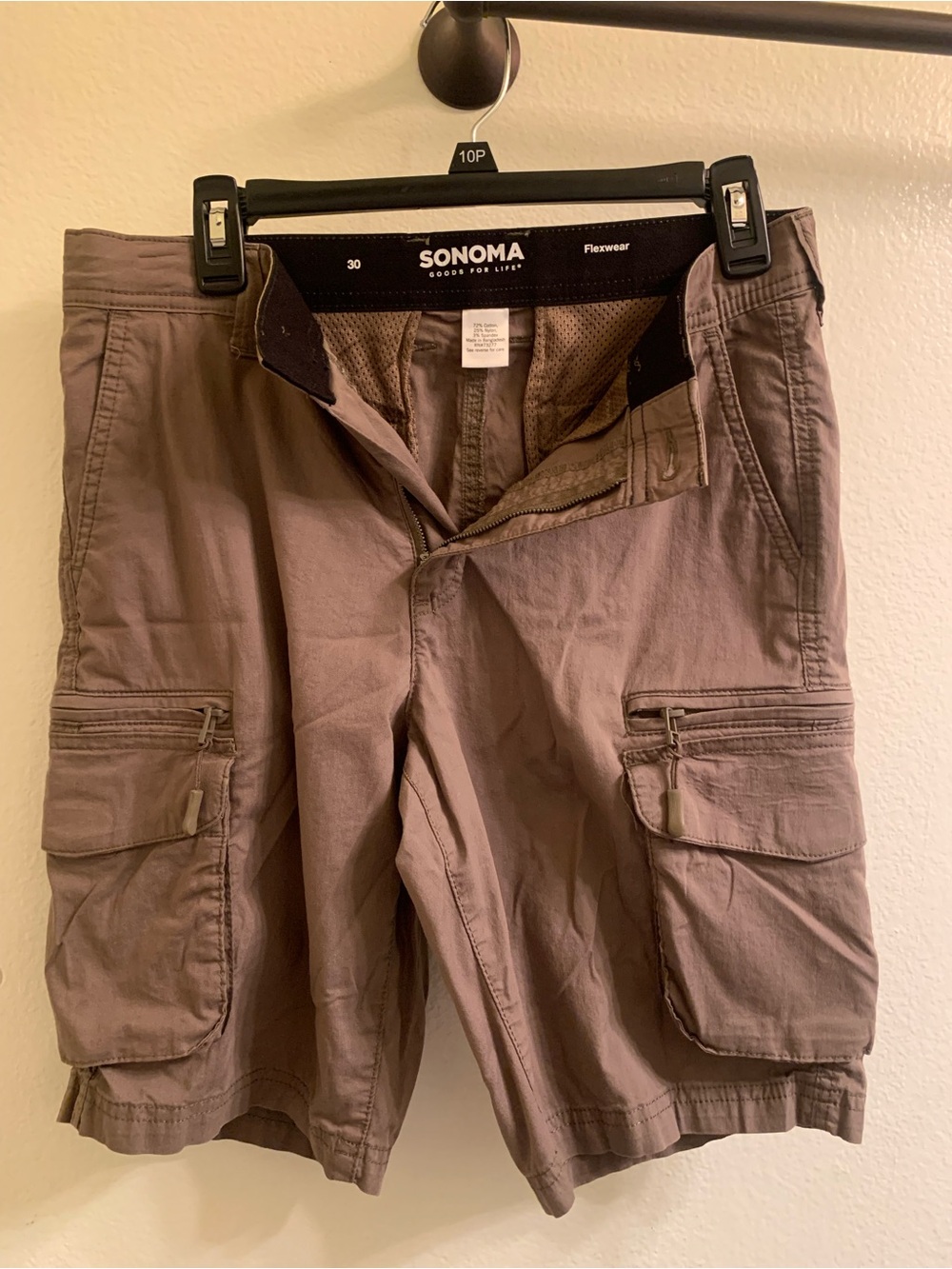 SONOMA Men's Cargo Shorts in Taupe Brown
